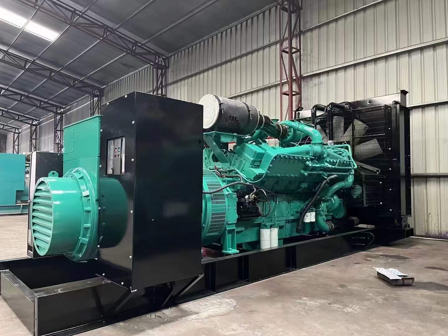 长岛如何降低 800kW 柴油发电机输出电流的波动？